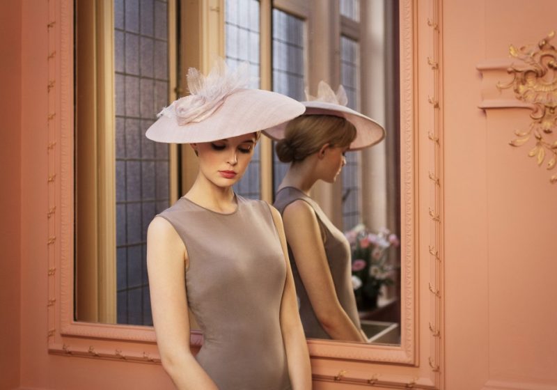 Elegant tonkinese-like couture hat