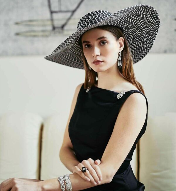 Fabienne-Delvigne-Hat-Capeline-Coco-Black-and-White -LD