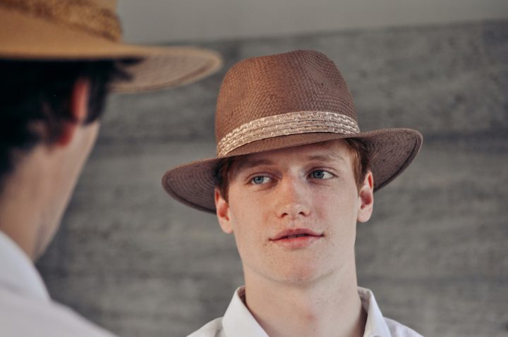 Fabienne Delvigne - Chapeau Gabriel - en paille chocolat - FR