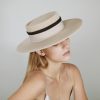 Boater hat in velvet felt