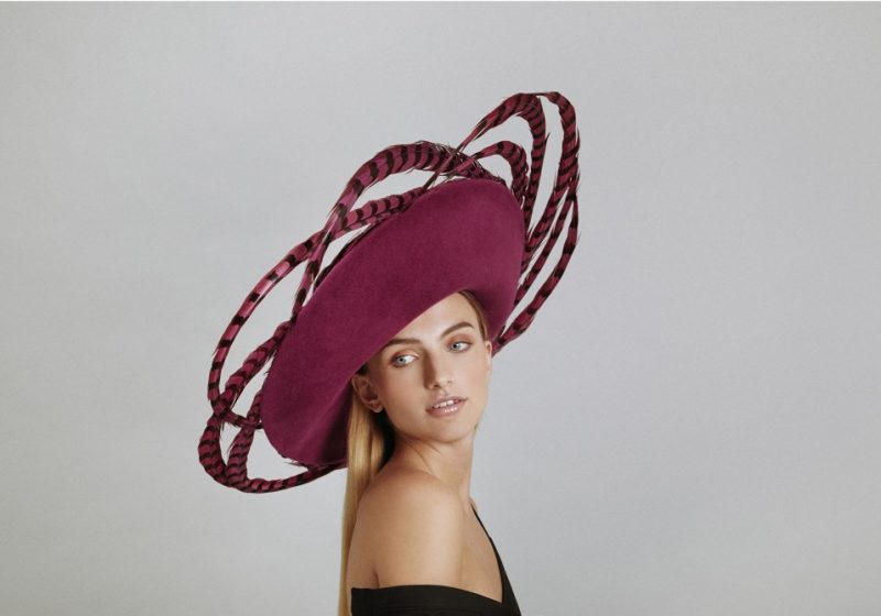 Aerial graphic hat Maison Fabienne Delvigne-Hoed met hoepels -couture-hat