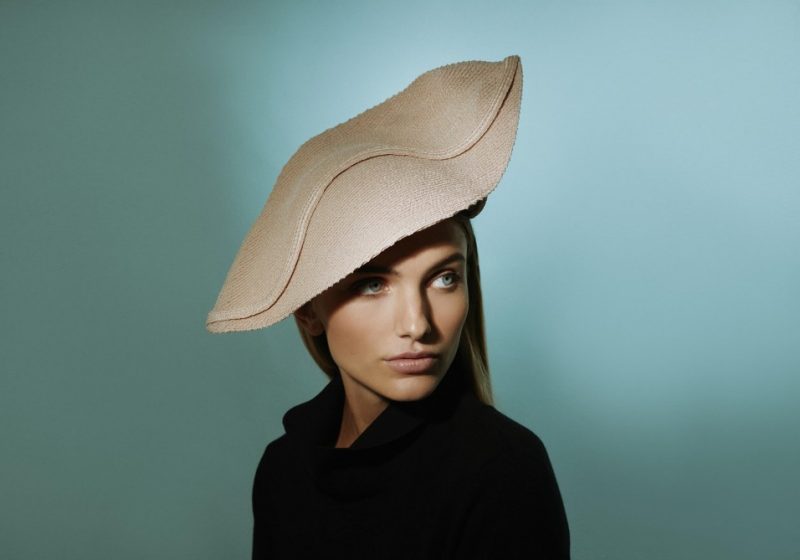 Chapeau couture en paille