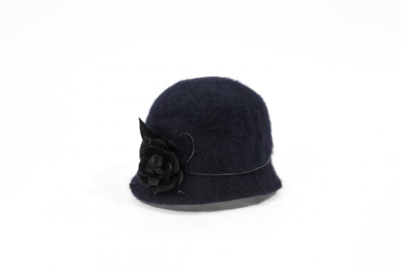 Petit chapeau cloche en angora