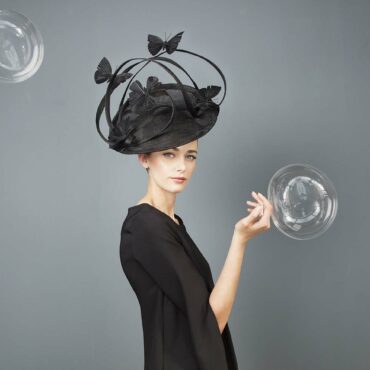 Fabienne Delvigne- Heavenly-Dream- Céleste- Noir - élégant chapeau noir