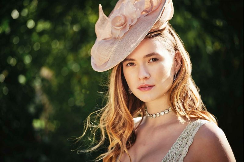 Fabienne Delvigne Gebloemde hoed Natural Fiber Couture