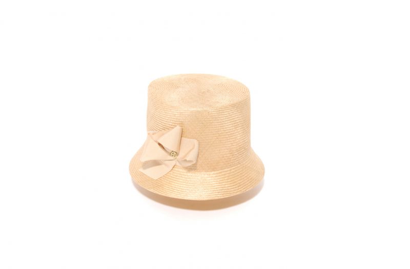 Chapeau cloche paille