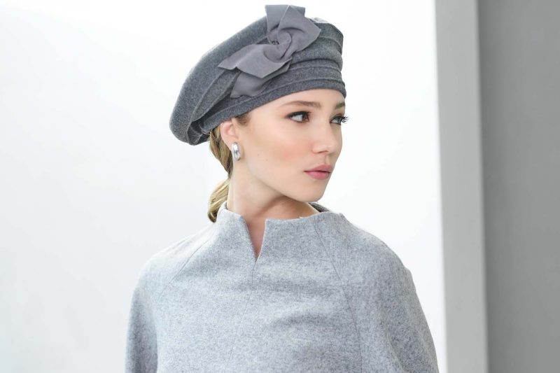Elegant-wool-beret-Pippa-Lightgrey-Fabienne-Delvigne-LR-1