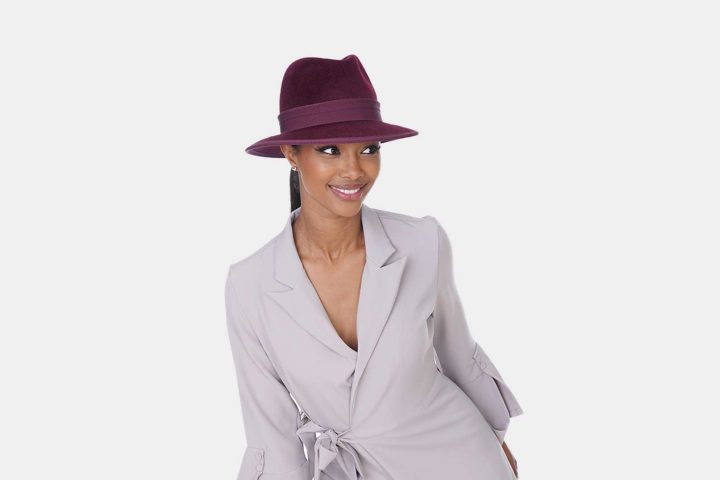 Fabienne Delvigne Fedora hat in velvet felt-Felucci-Bordeaux-LR-P2