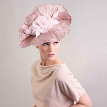 Fabienne Delvigne - Elisea - rose poudré - collection chapeaux couture