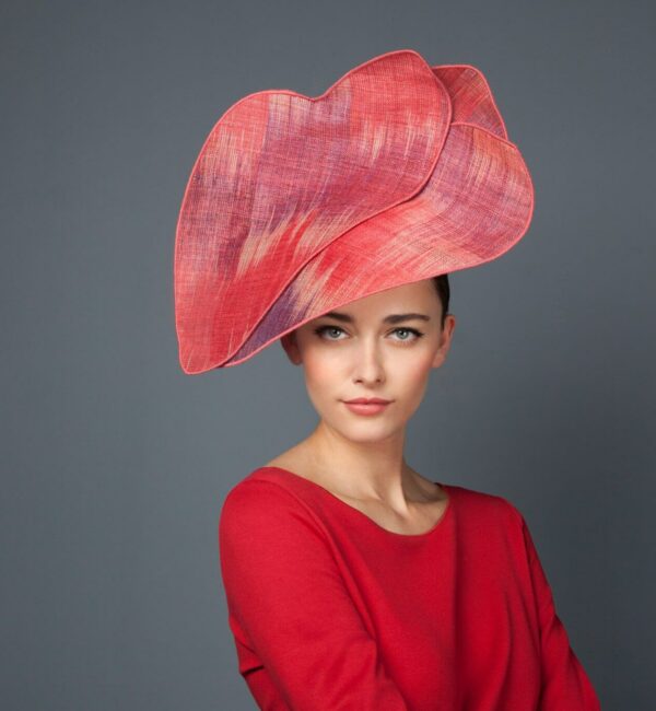 FabienneDelvigne-Hat-Birdy-Red-scaled-FR