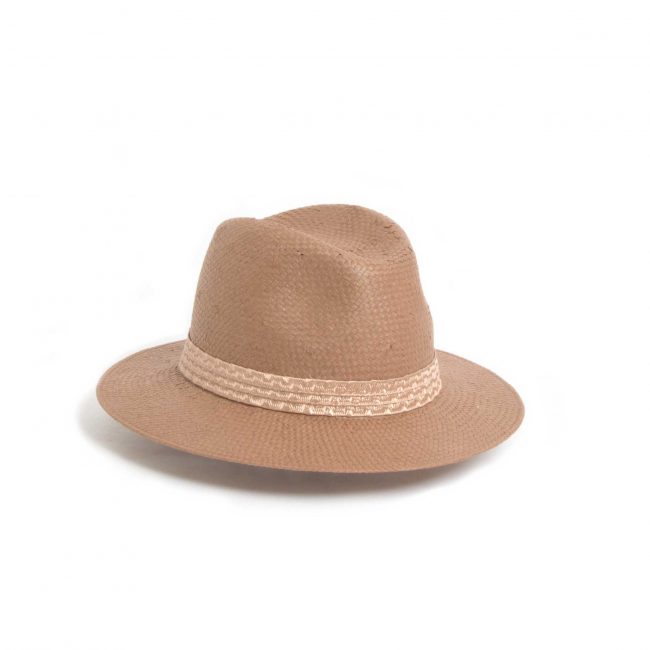 Fabienne Delvigne -Light brown fedora hat- PS - FR