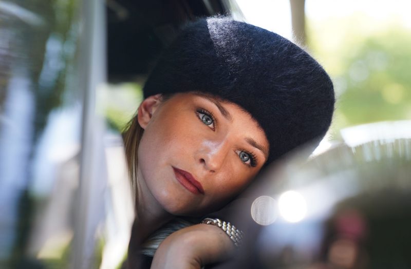 Chapka hat black in angora "Anna K"