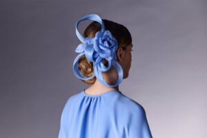 Coiffe à fleurs - Vertigo Bleu - Maison Fabienne Delvigne