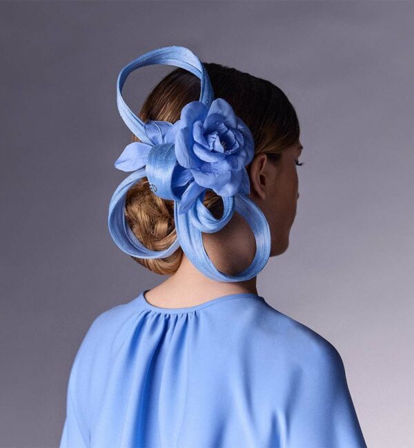 Flower headdress - Vertigo Blue - Maison Fabienne Delvigne