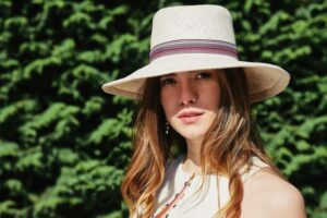 Chapeau de voyage - Marbella - Blanc - Maison Fabienne Delvigne
