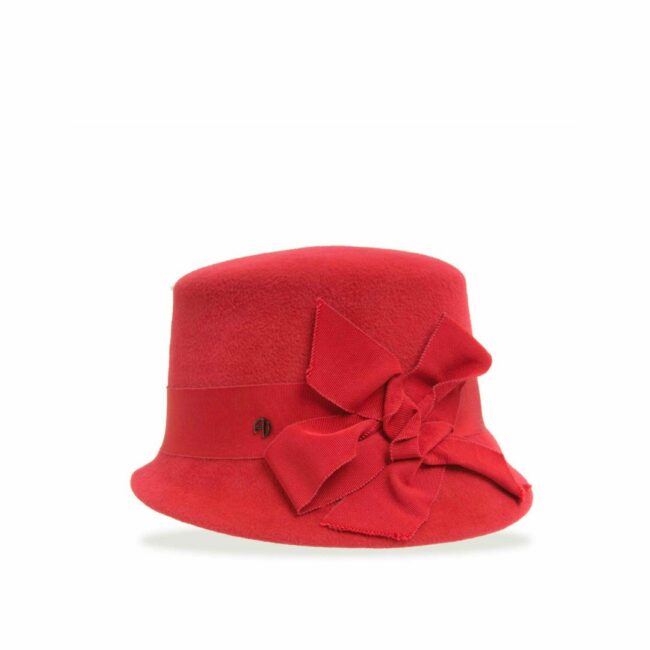 Josephine Rouge chapeau cloche Maison Fabienne Delvigne