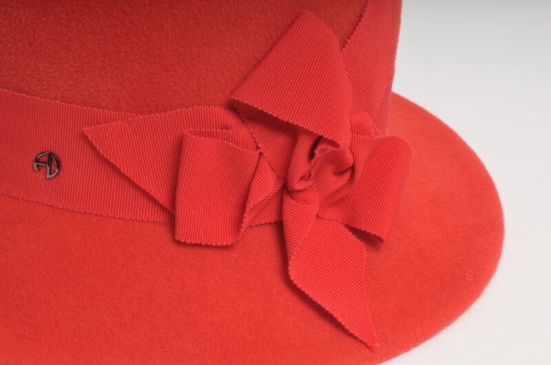 chapeau cloche anahit - corail - feutre velour - garniture