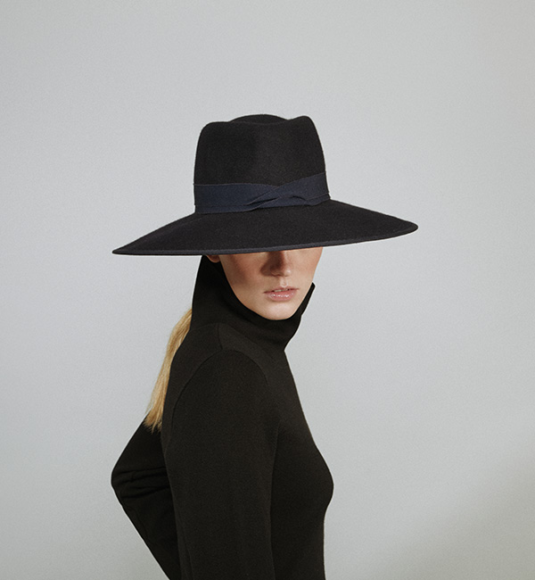 Grand chapeau fedora