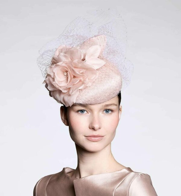 Mayflower - Bibi à voilette -rose poudré- collection couture - Maison Fabienne Delvigne